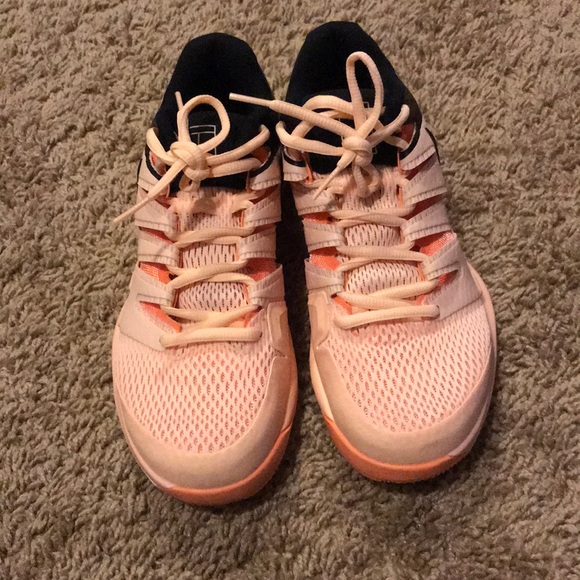 Women’s Nike Zoom - Picture 4 of 5